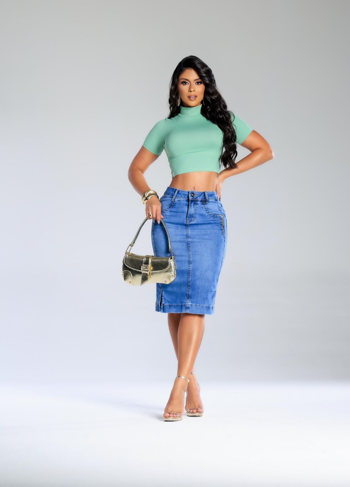 Saia Jeans Mídi Zíper Lateral Bolso Faca Cintura Alta Feminina - Imagem 4